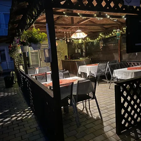 بيت ضيافة Pensiunea Ryana Maria 3*